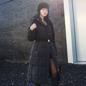 [데상트공식] 우먼스 캐논 롱 튜브 다운 자켓 SQ422SDJO8