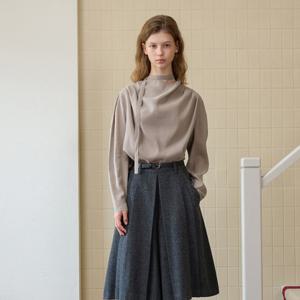 [올리브데올리브]하이넥 핀턱 타이 블라우스 OW5WBA31