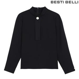 [베스띠벨리]단추장식 하이넥 블라우스 ( BFBAI2428 )