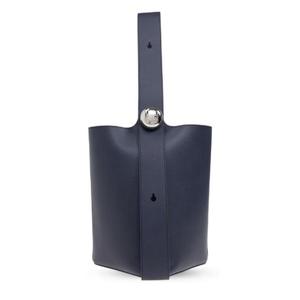 Loewe 미디엄 페블 버킷 백 AANBBBWX010 ABYSSBLUE TP944857571
