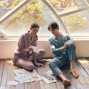 비너스 블랙라벨 부드러운 피팅감 레이온 실크 여성 실내복 파자마 세트 VPA4561W