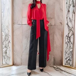 [다잇템][다잇템] 여자 빨간색 금장버튼 V넥 블라우스_19726601_