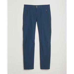 아크테릭스 스트레이트 팬츠 APPFM09925NIG NIGHTSCAPE DOM