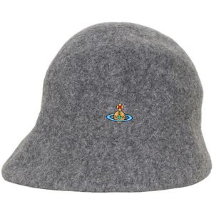 비비안웨스트우드 25FW 여성 크로쉐 자수 로고 울 버킷햇  8102002K K006J P401
