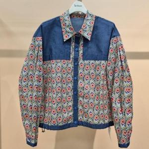 라티움 HC34 봄 품편한 청배색꽃문양패턴루즈핏블라우스셔츠 T2613bl22