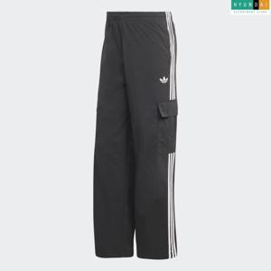 아디다스 현대백화점 [MAN] 아디컬러 클래식 3-스트라이프 카고 팬츠 KE2927 인기바지 [현대백화점 쇼핑백 증정]