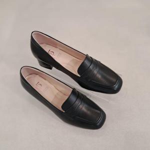 에스콰이아 HC03 클래식한 라운드 양가죽 여성구두 PFFSHQ792