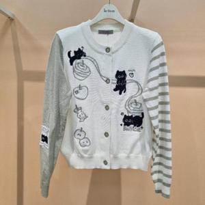 라티움 HC34 봄간절기 고양이아플리케자수배색 슬림라인짧은니트가디건 T2613Cd21