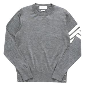 톰브라운 파인 메리노 4바 크루넥 풀오버 미디엄 그레이 MKA002A Y1014 038