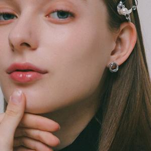 제이로렌 보로메오 트위스트 귀걸이 M03951