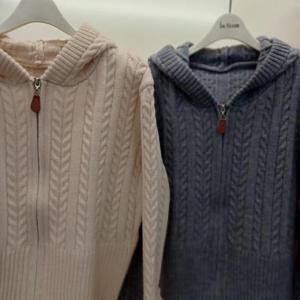 Latium HC06 짧은 뜨개느낌 두줄꽈배기 깔끔한 집업 후드 니트가디건 T2543cd06