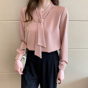 [올리비에스클로젯]심플 타이 홀더링 블라우스_O2601BL008A