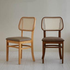 베스트리빙 버튼라탄 인테리어 카페 원목 가죽 식탁 의자 2개