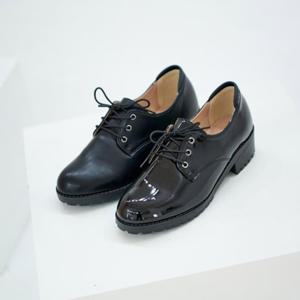 [옷자락]여성 블랙 에나멜블랙 데일리 옥스퍼드 로퍼