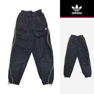 아디다스 우먼스 오리지널 루즈 파라슈트팬츠(IT9698)