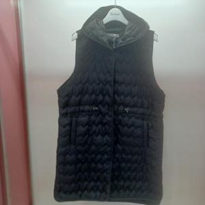 Latium HC06 퀼팅 옆트임 언발 후드 경량 패딩 롱조끼 T2543vt03B1