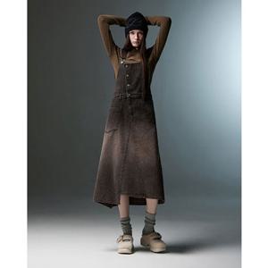 [에고이스트] ER4DO160  A라인 서스펜더 데님 원피스 (25년 겨울)