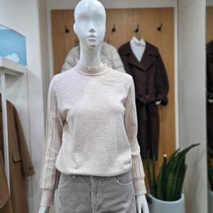 클리지 DP01 프닐넥 니트 티 CQ1WKT01