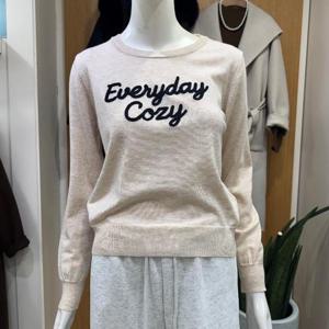 클리지 DP01 라운드 넥 심플 코지 니트 CQ2WKT01