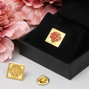 [골드모아] 순금 카네이션 뱃지[스퀘어] 1.87g 24K 부모님 추석 부모님 은사님선물