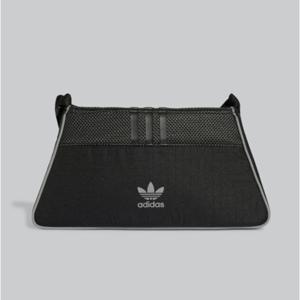 아디다스 크로스백 IW8621 DOM