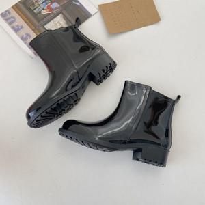 모던 클래식 첼시 여성 심플 데일리 레인부츠 레인22