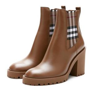 [꼬르소밀라노] 버버리 여성 체크 레더 다크 버치 브라운 부츠 8070710