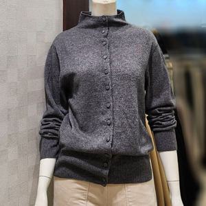 [벨라디터치]MARIOV9F4KT22 터들넥 단추 스웨터