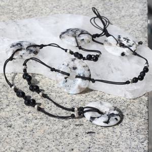 레인보우문스톤 매듭 성공운 행운목걸이