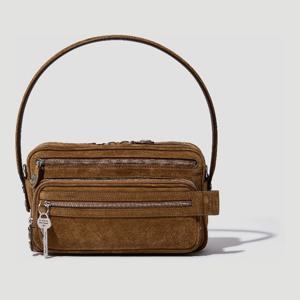 아크네스튜디오 렉탱귤러 스웨이드 드롭 핸들 숄더백 C10284 Br