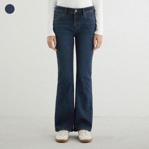 갤러리아_게스 여성 이중지 D톤 플레어붓컷 청바지 YP4D9187