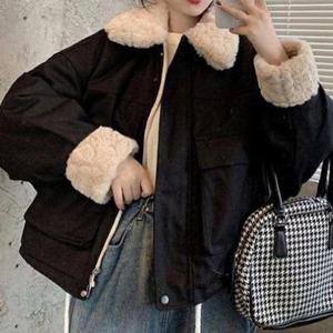 [에이치플러스몰]페이크 퍼 카라 점퍼 털 소매 포인트 숏 자켓 블랙