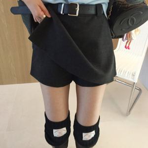 아이미마인 / 모던 벨트세트 A라인 랩 미니스커트 큐롯 겨울 모직 치마반바지 (2color)