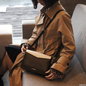 [바나바나] 소가죽 이든C 숄더백 HMWCC214EE0/1