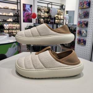 [크록스]CROCS HC14 크록스 클래식 스웨이드 모크 212097-0LH (44098916)