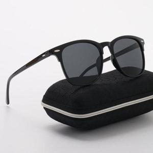 [셀러허브_여성트랜드패션]초경량 여자선글라스 패션 남자 블랙스모크