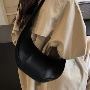 [라일리] Rly 크루아상백 직장인 데일리 가방 여대생 패션 크로스백