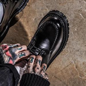 [비에스큐티바이클래시]BSQT 875 니스 콜프 3홀 더비 구두 루시블랙