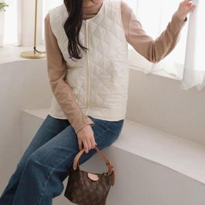 [더바디시크릿]초경량 누빔 여성 조끼 가벼운 패딩조끼