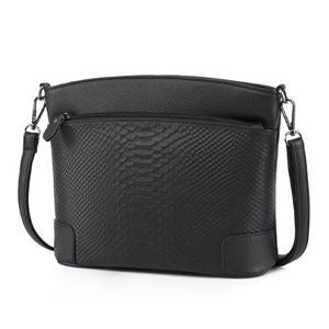 [달라보여] 소가죽 베스 숄더백 a01474