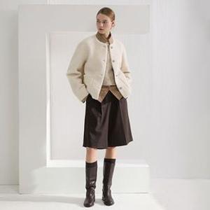 (현대홈쇼핑) [론칭가 79900원] 디아루체 쥬얼 단추 헤어리 부클 자켓