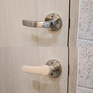 실리콘 문 손잡이 커버(1세트 2개/2컬러)