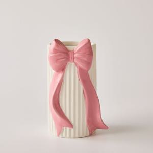 핑크리본 엣지 화병 화이트