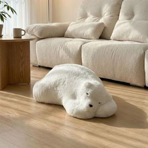 북극곰 폴라 베어 스툴 오브제 인테리어 보조의자 쿠션