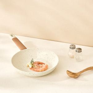 무료배송! 바닐라빈 시리즈 세라믹 코팅 프라이팬 24cm