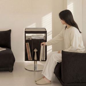 파레드 3단 유리 회전 협탁 LP 수납장 월넛 블랙 미드센추리 스틸 책장