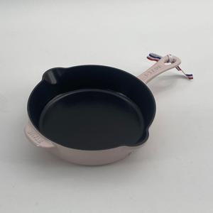 [리퍼]스크래치 트레디셔널 프라이팬 22cm 소르베로즈(핑크) 1232922131-B