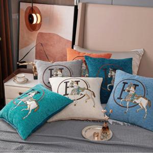 셔닐 H말 자수 쇼파쿠션 럭셔리 벨벳 거실 쿠션커버 45x45