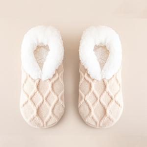 TEMU 1쌍 가을/겨울용 바닥 양말, 귀여운 실내용 겨울 도트 글루 보온 산후 슬리퍼 양말, 성인용 하우스 슬리퍼|슬리퍼|지압슬리퍼|실내화