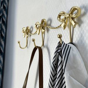 TEMU 세련된 금색 보우클로크 벽걸이 - 녹슬지 않는, 쉬운 설치 금속 옷걸이 소녀 침실 및 입구용 - 유쾌한 소녀 스타일, 밝은 색상, 둥근 모서리가 있는 현대적인 디자인, 모자, 옷, 액세서리용 완벽한 걸이 보관 | 세련된 벽걸이 | 우아한 디자인